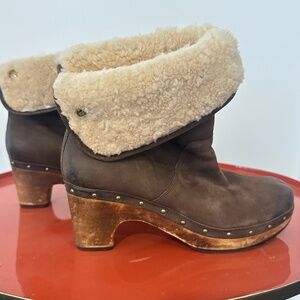 Ugg Lynnea Womens Ankle Boots Shearling Lined Cuffed Studded Wood Heel Size 9